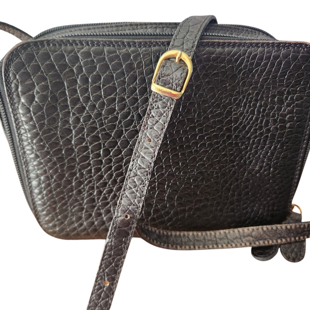 Saks Fifth Ave Vintage Elegant Black Alligator Textured Leather Cross Body Bag